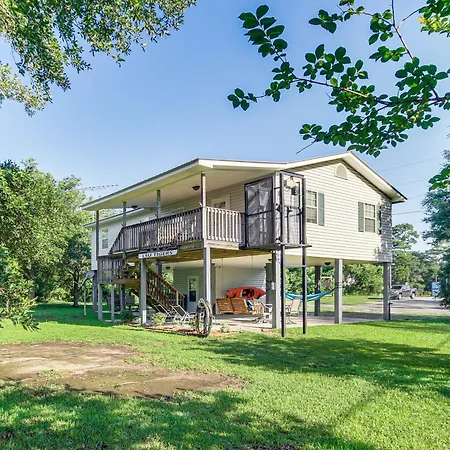 Pet-Friendly Bay St Louis Home With Dock!